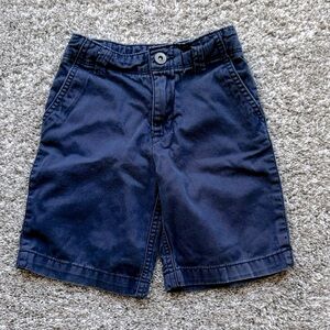 Carters boys chino shorts Sz 4 EUC